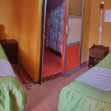 Hostal "La Roca" Uyuni Exteriér fotografie