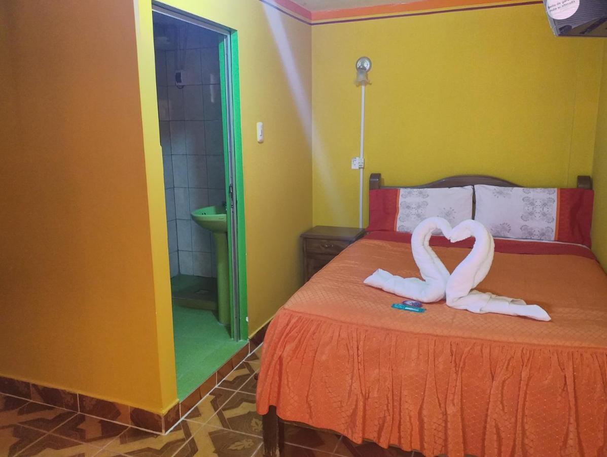 Hostal "La Roca" Uyuni Exteriér fotografie